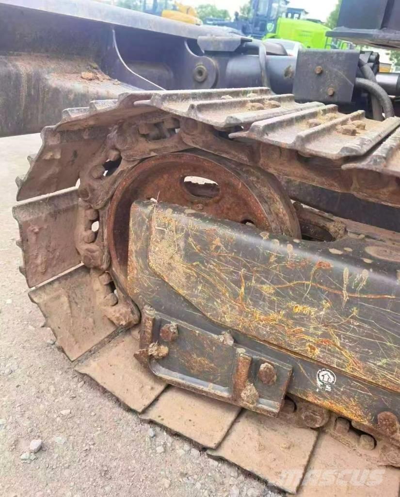 Volvo 55 Vikšriniai ekskavatoriai