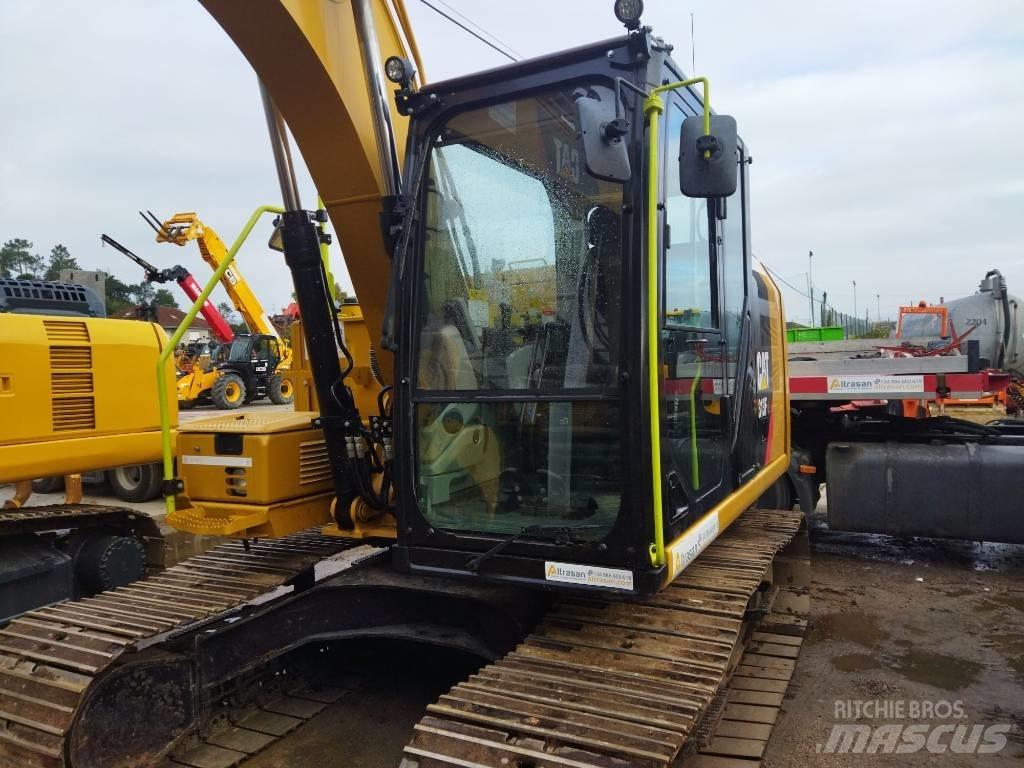 CAT 313 F L Vikšriniai ekskavatoriai