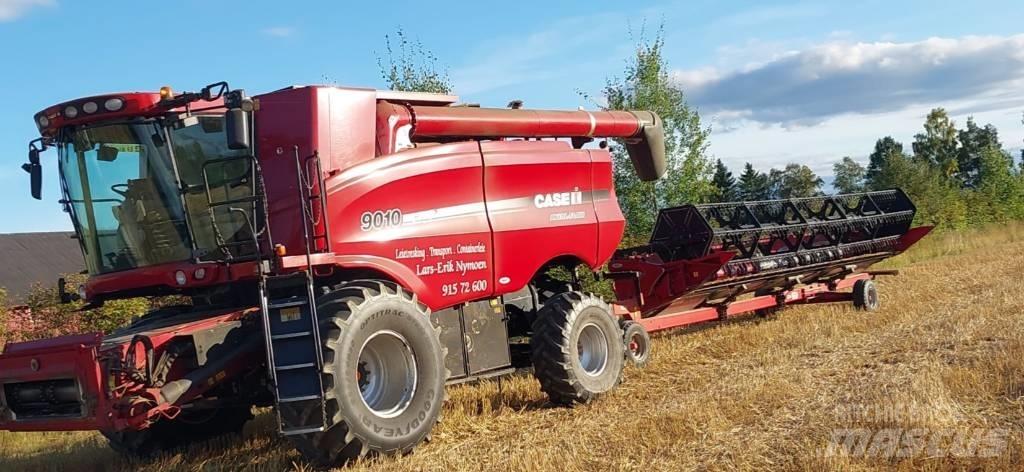 Case IH 9010 Derliaus nuėmimo kombainai