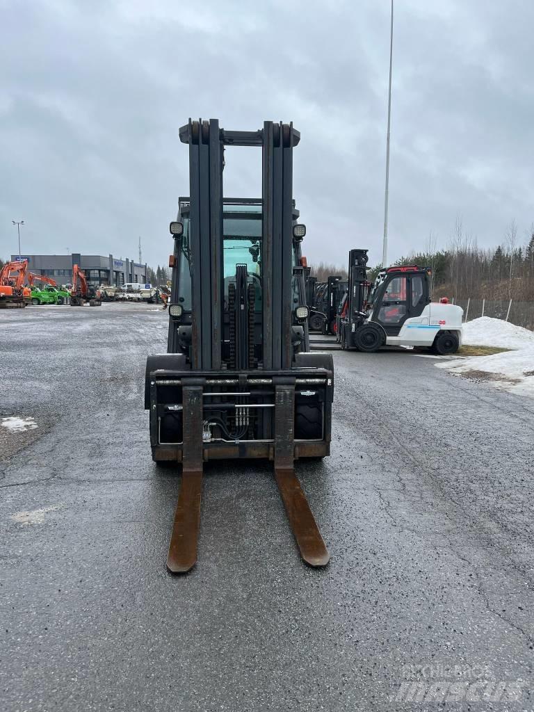 Nissan WG1F4A50Y Dyzeliniai krautuvai