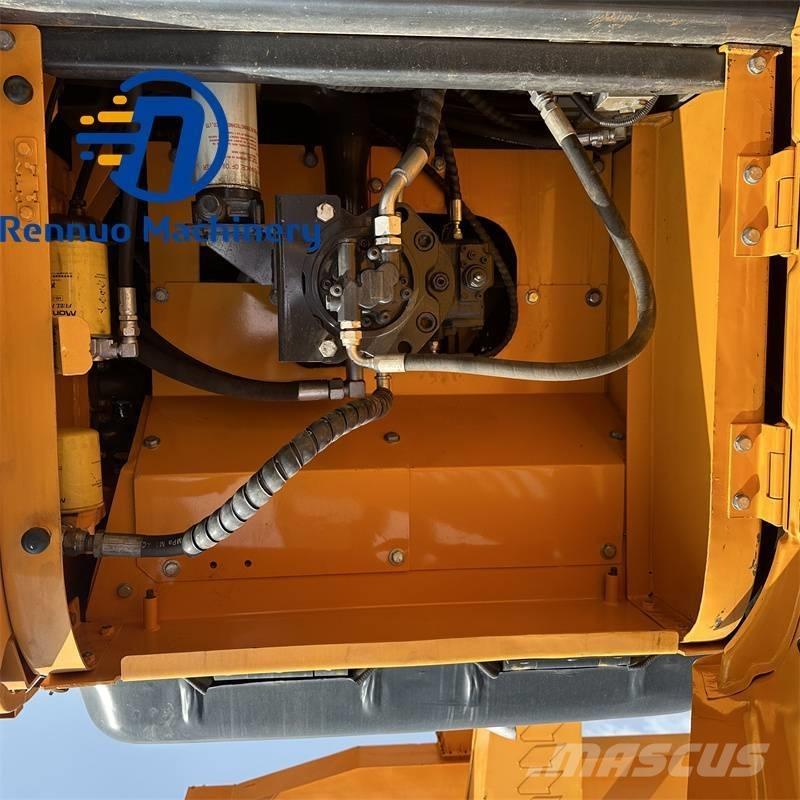 Hyundai 215-9S Vikšriniai ekskavatoriai