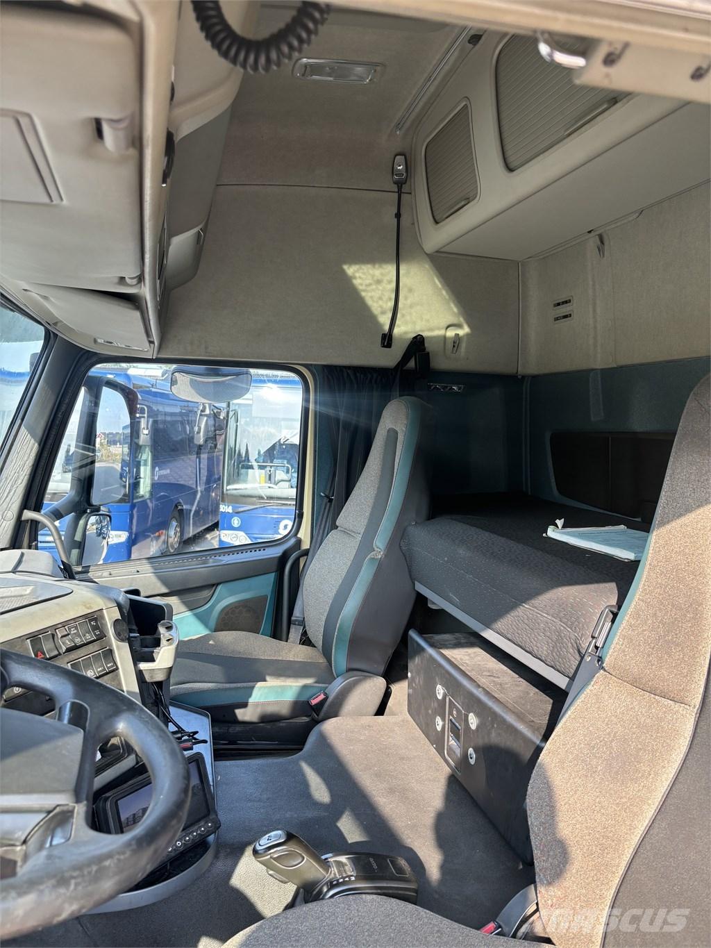 Volvo FM 450 Naudoti vilkikai