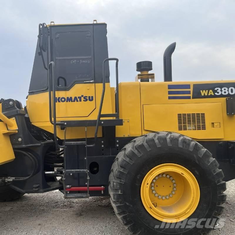 Komatsu WA 380 Naudoti ratiniai krautuvai