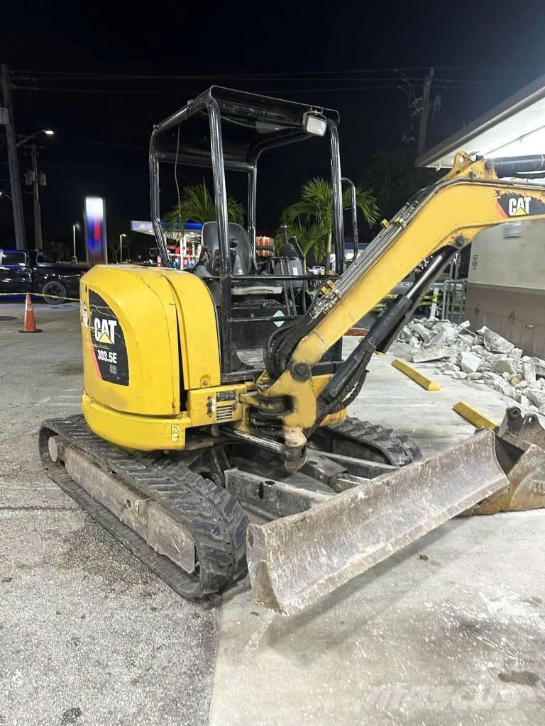 CAT 303.5 E CR Mini ekskavatoriai < 7 t