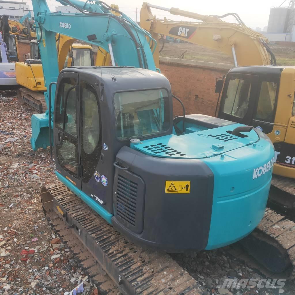 Kobelco SK 135 SR Vikšriniai ekskavatoriai
