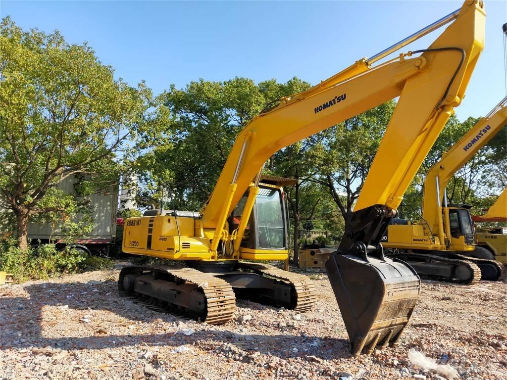 Komatsu PC 200-6 Vikšriniai ekskavatoriai