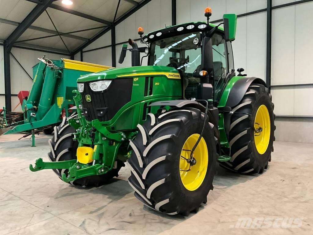 John Deere 6R 250 Traktoriai