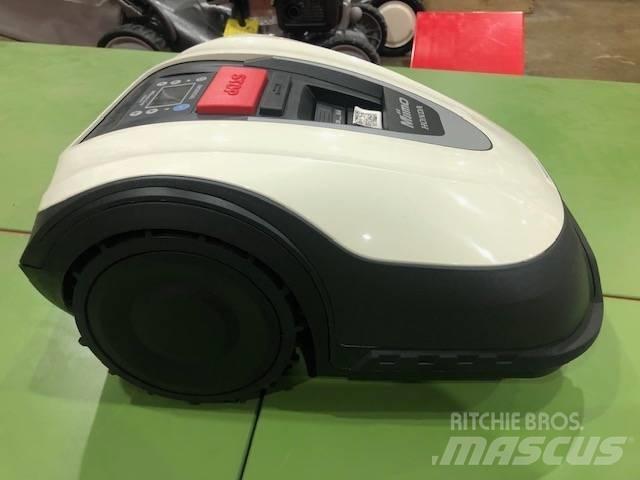 Honda HRM40 E Vėjapjovės robotai