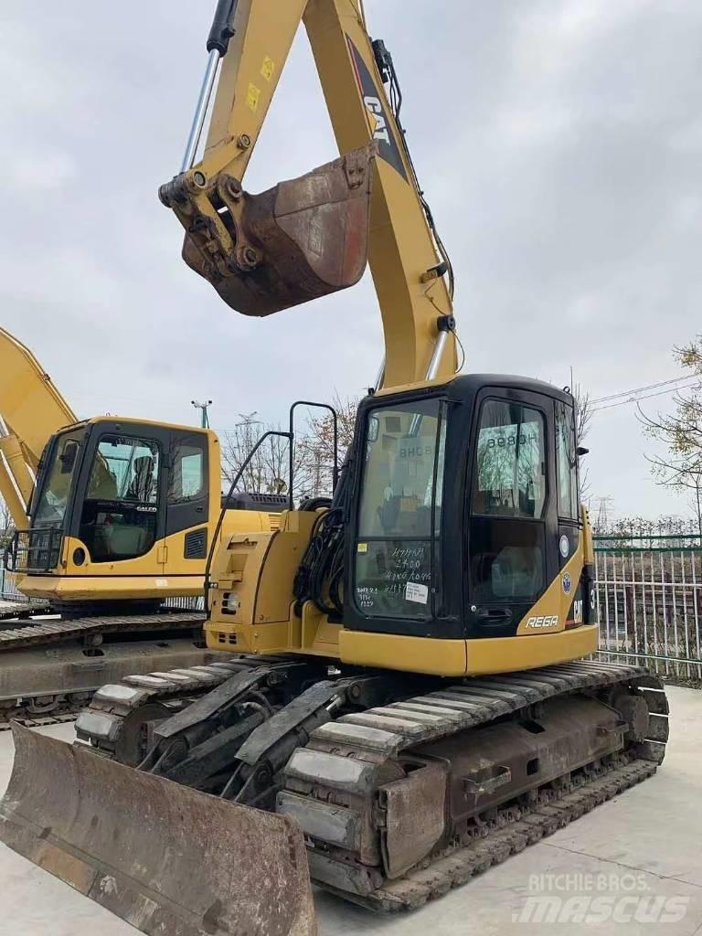CAT 313 C Vikšriniai ekskavatoriai