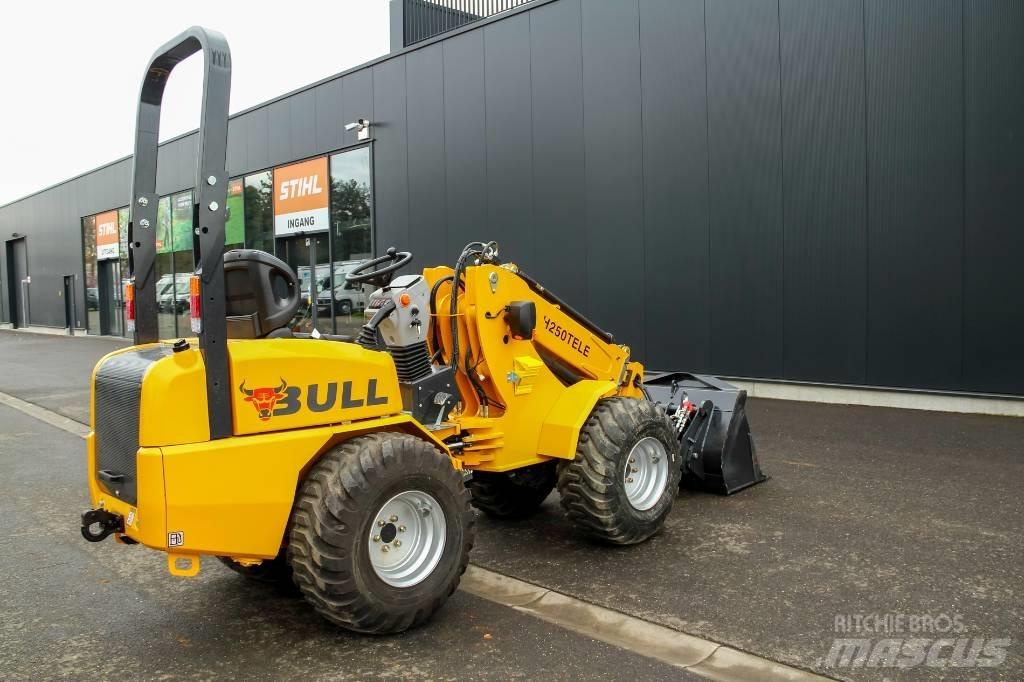 Bull 250 Tele Teleskopiniai ratiniai krautuvai