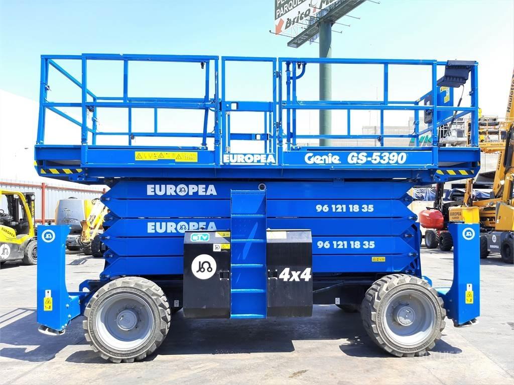 Genie GS5390RT Žirkliniai keltuvai
