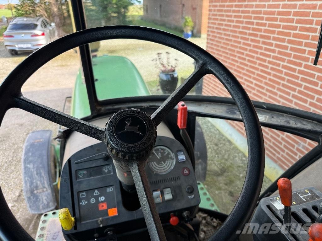 John Deere 3050 Traktoriai