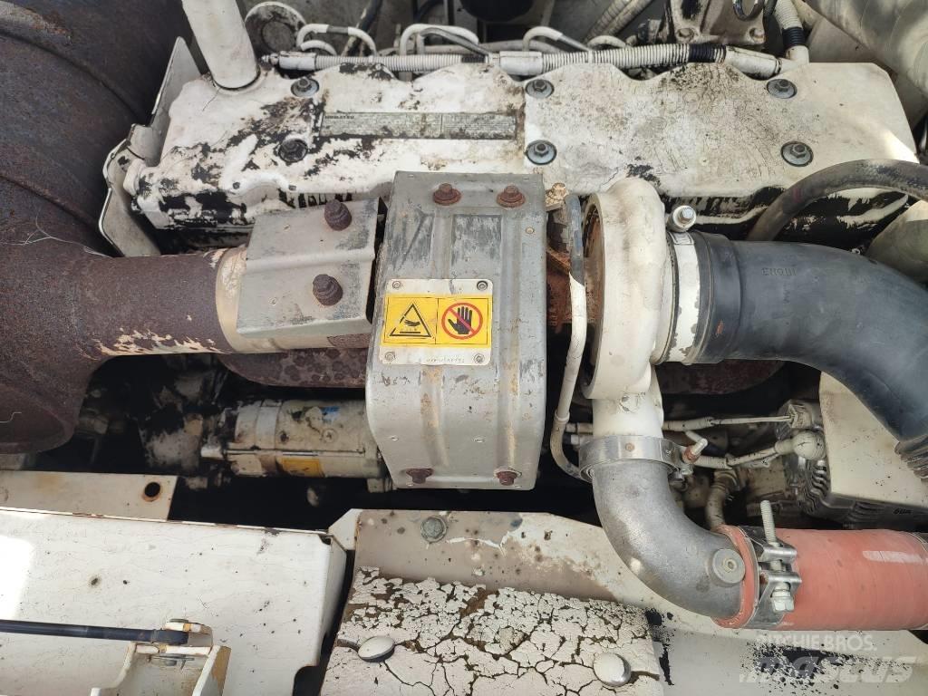 Komatsu PC210 LC-8 Vikšriniai ekskavatoriai