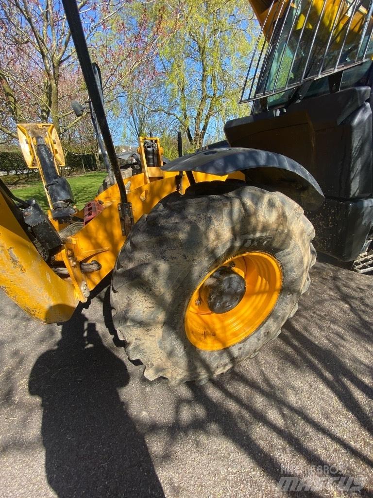 JCB 540-170 Teleskopiniai krautuvai