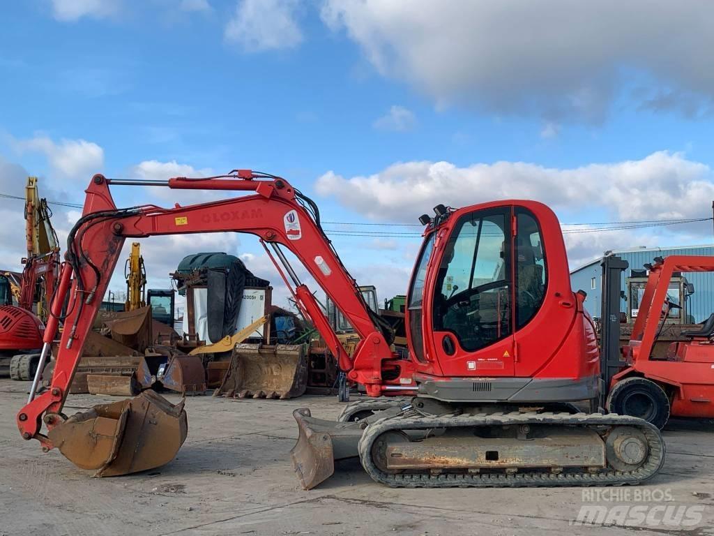 JCB 8085 Vidutinės galios ekskavatoriai 7-12 t