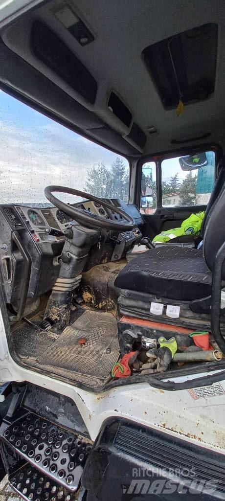 MAN 26.364 Automobiliniai kranai