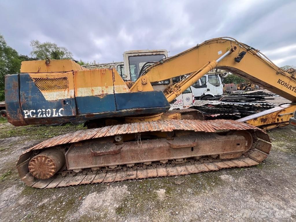 Komatsu PC 210-5 Vikšriniai ekskavatoriai