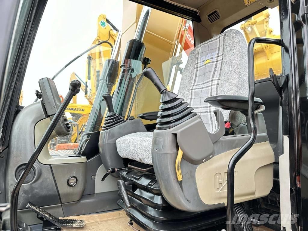 CAT 312D2GC Vidutinės galios ekskavatoriai 7-12 t