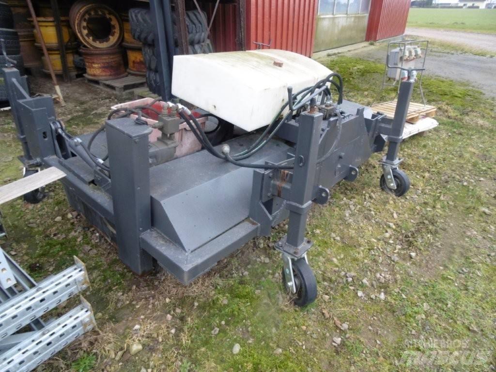  okänt 2700 Šepečiai