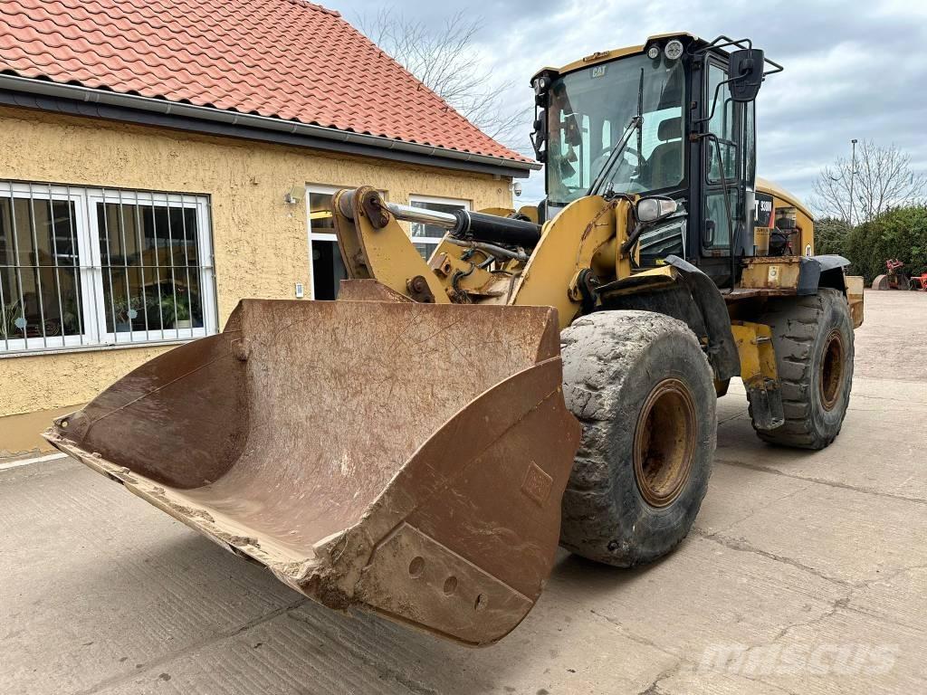 CAT 938 M Naudoti ratiniai krautuvai