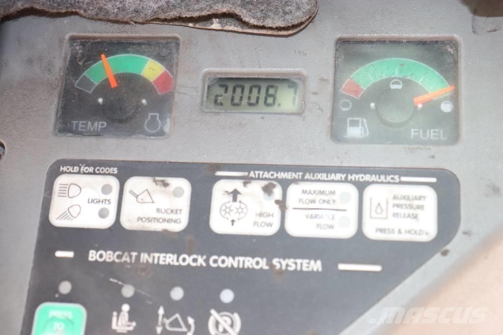 Bobcat S 130 Mini krautuvai