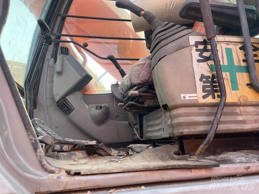 Hitachi ZX 270 Vikšriniai ekskavatoriai