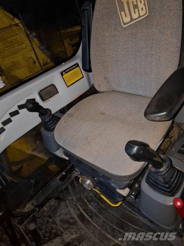 JCB JZ 70 Vidutinės galios ekskavatoriai 7-12 t