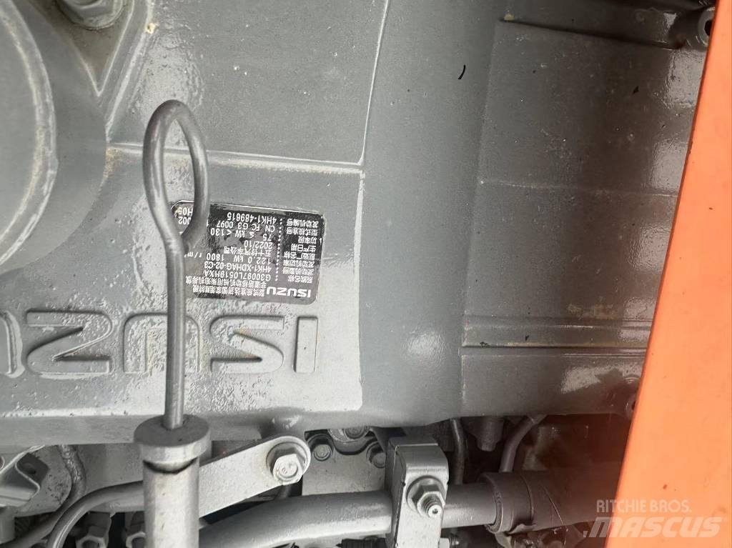 Hitachi ZX 240 Vikšriniai ekskavatoriai