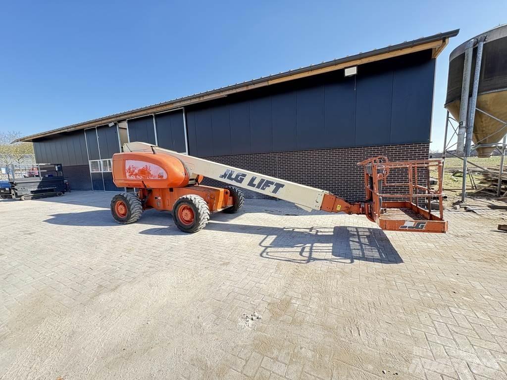 JLG 600s Teleskopiniai keltuvai