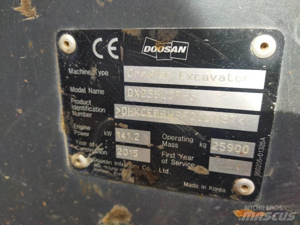 Doosan DX 235 LCR Vikšriniai ekskavatoriai