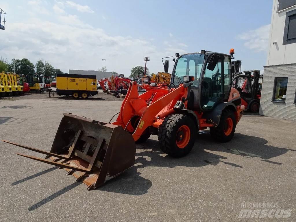 Hitachi ZW75 Statyba - Kita
