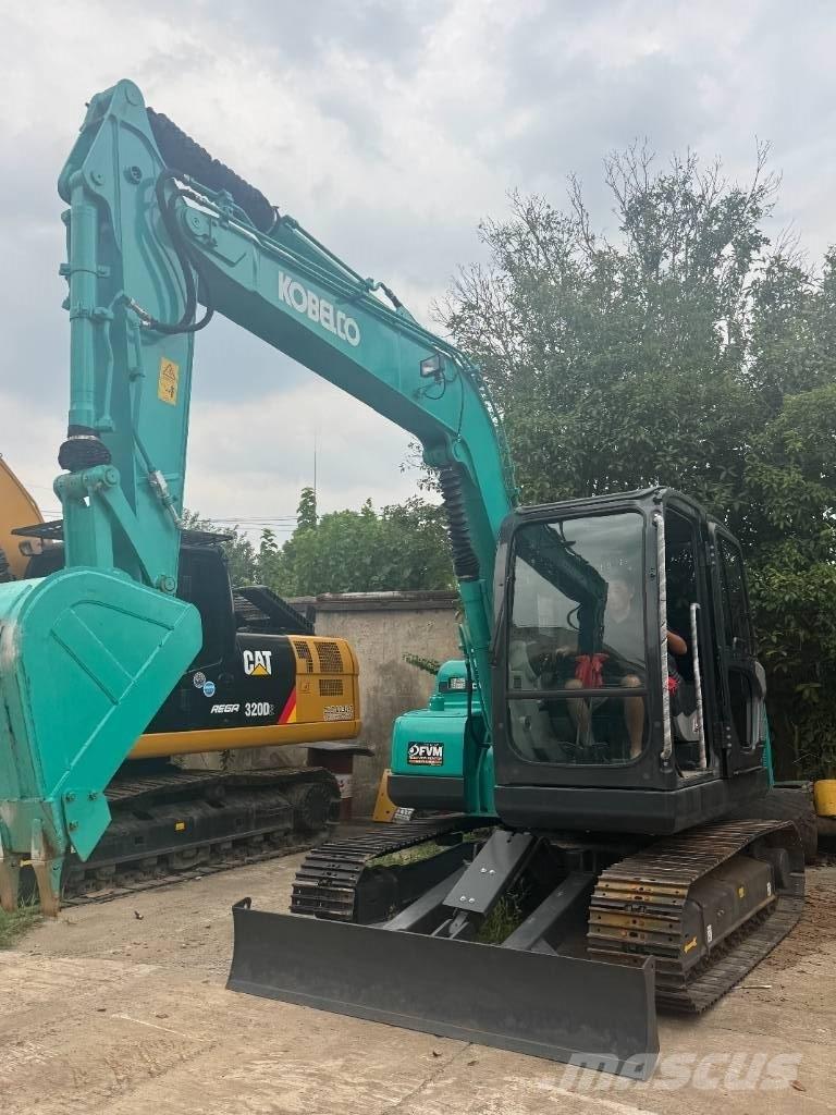 Kobelco SK 75 Vidutinės galios ekskavatoriai 7-12 t