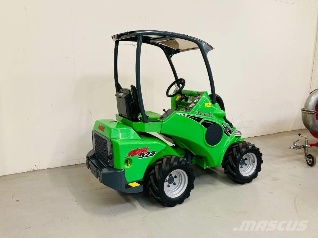 Avant 523 Mini krautuvai