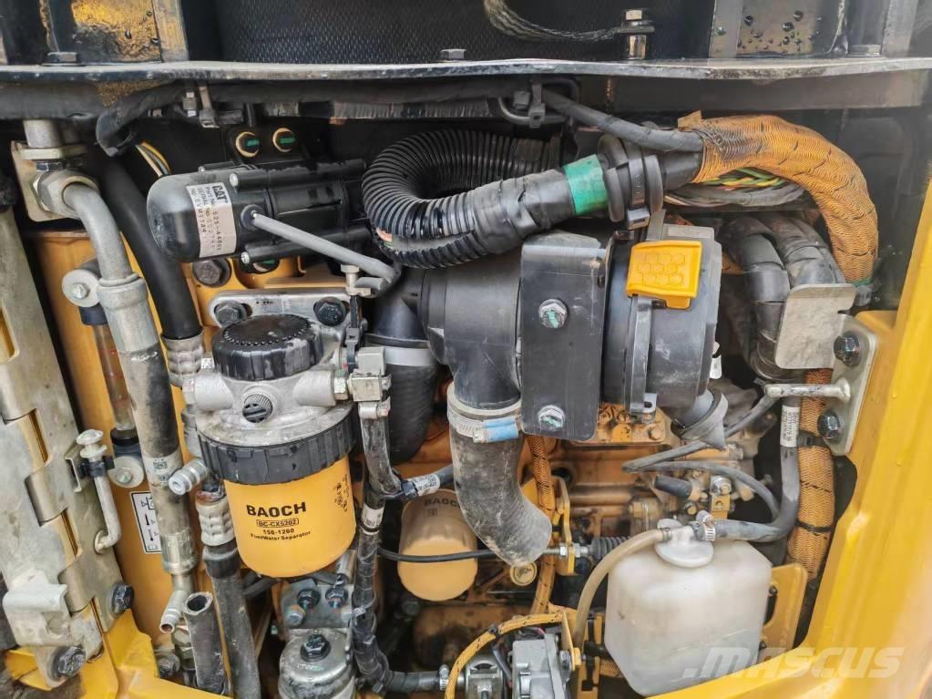 CAT 302 CR Mini ekskavatoriai < 7 t