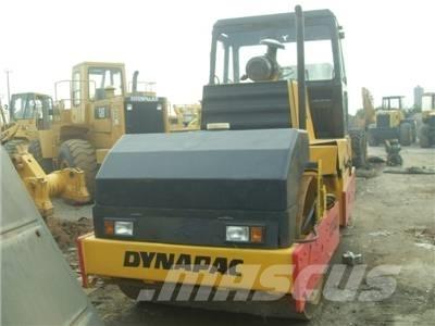 Dynapac CC 422 Porinių būgnų volai