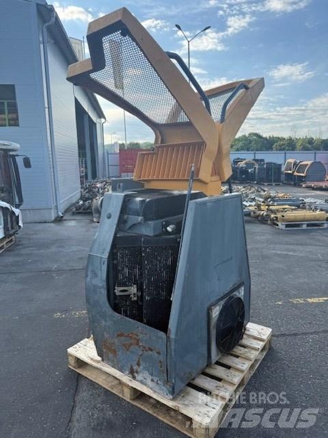 Liebherr L 556 Radiatoriai