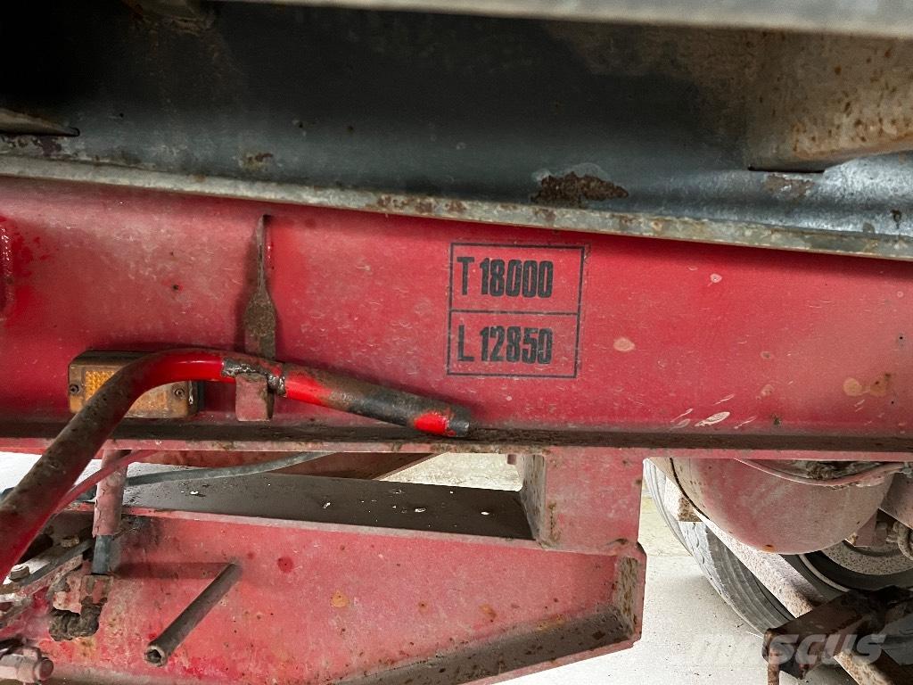 GMF GPD 16.0/6.0 Savivartės priekabos