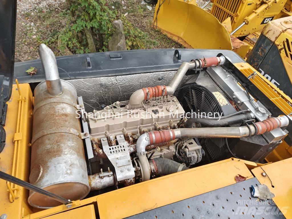 Hyundai 260 LC Vikšriniai ekskavatoriai