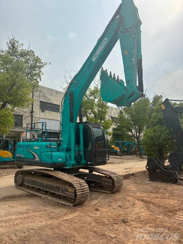 Kobelco SK 210 Vikšriniai ekskavatoriai