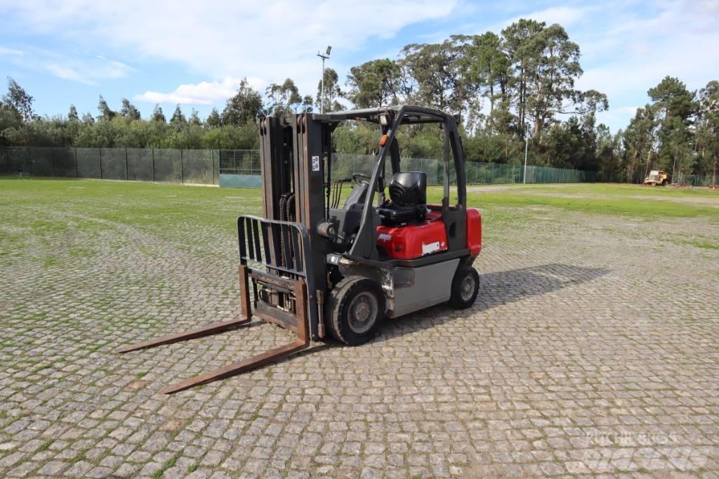 Nissan Y1D2A25Q Dyzeliniai krautuvai