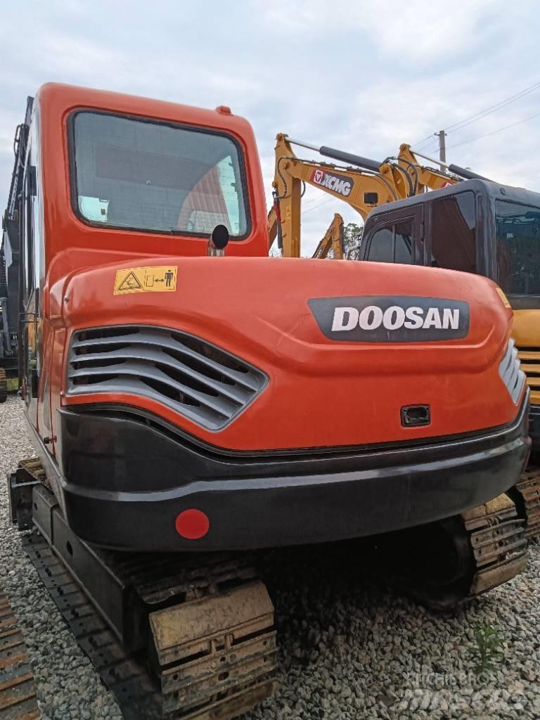 Doosan DX 75 Mini ekskavatoriai < 7 t