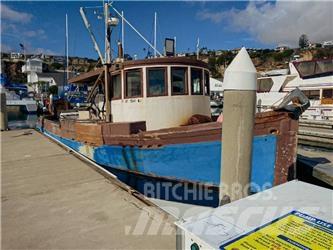  Trawler Boat Darbiniai laivai / baržos ir pantonai