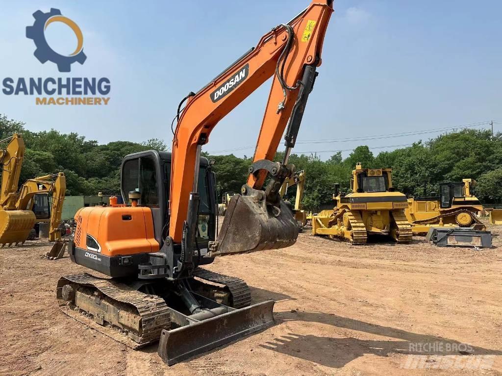 Doosan DX 60 Mini ekskavatoriai < 7 t