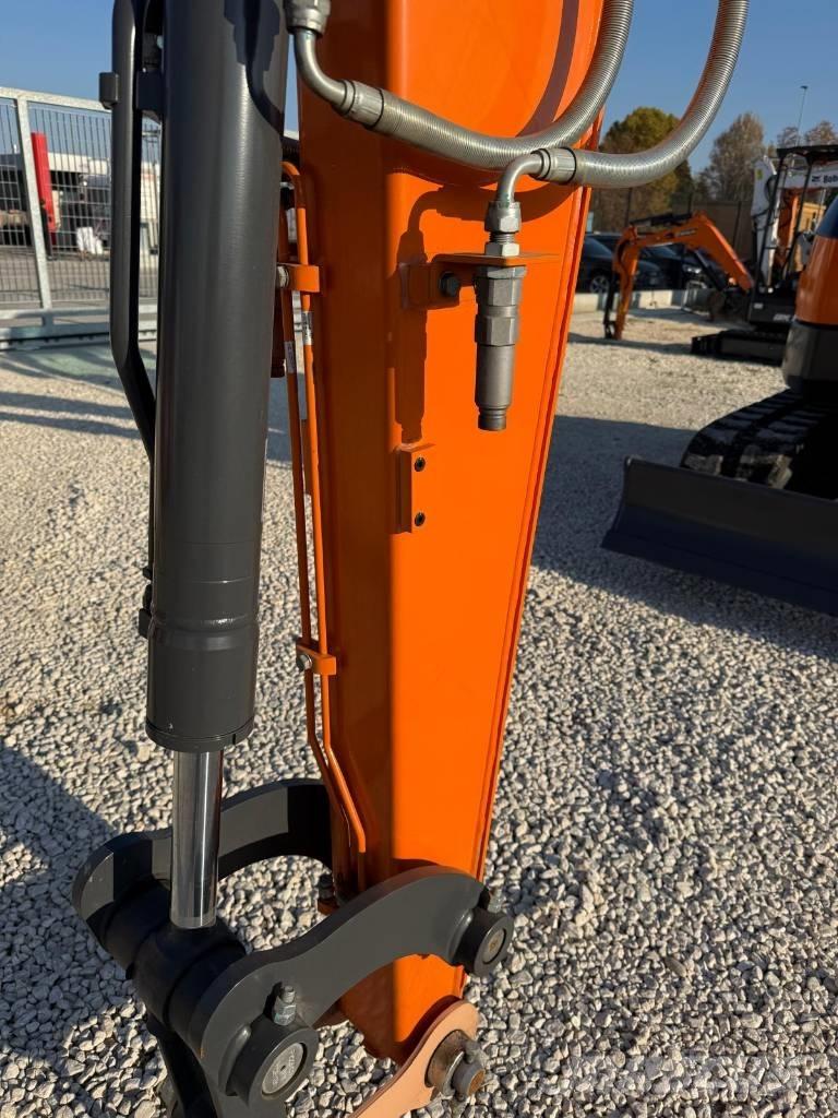 Develon DX 55 R-7 Vikšriniai ekskavatoriai