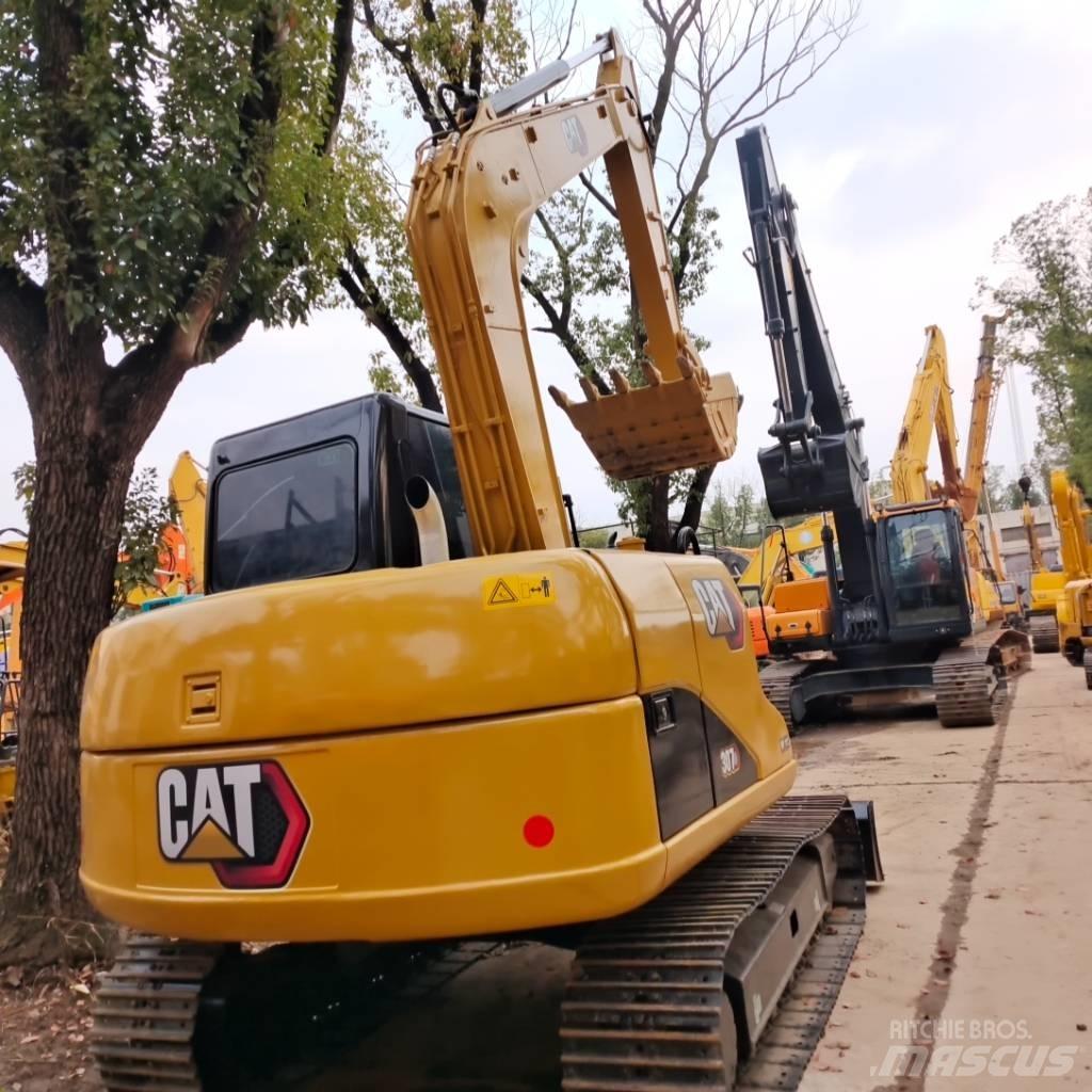 CAT 307 D Vidutinės galios ekskavatoriai 7-12 t