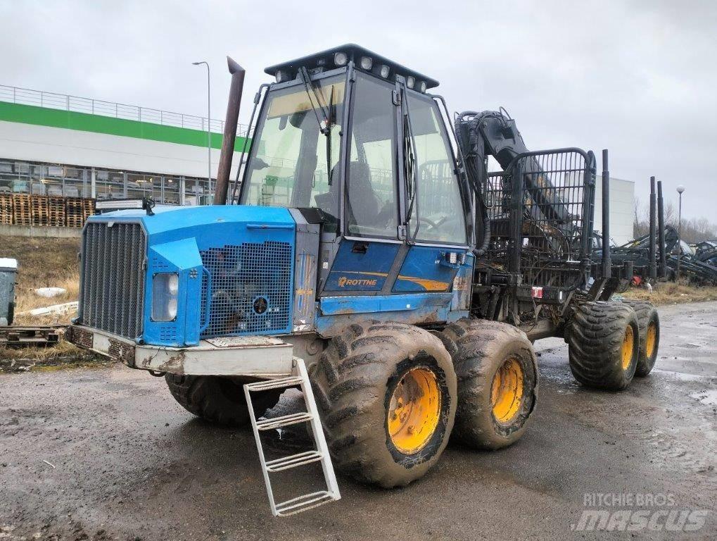 Rottne F15C Naudoti miškovežiai (Forvarderiai)