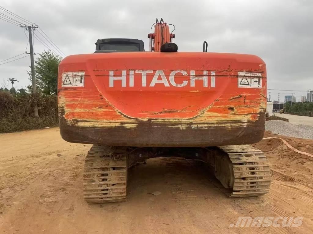 Hitachi ZX 200 Vikšriniai ekskavatoriai