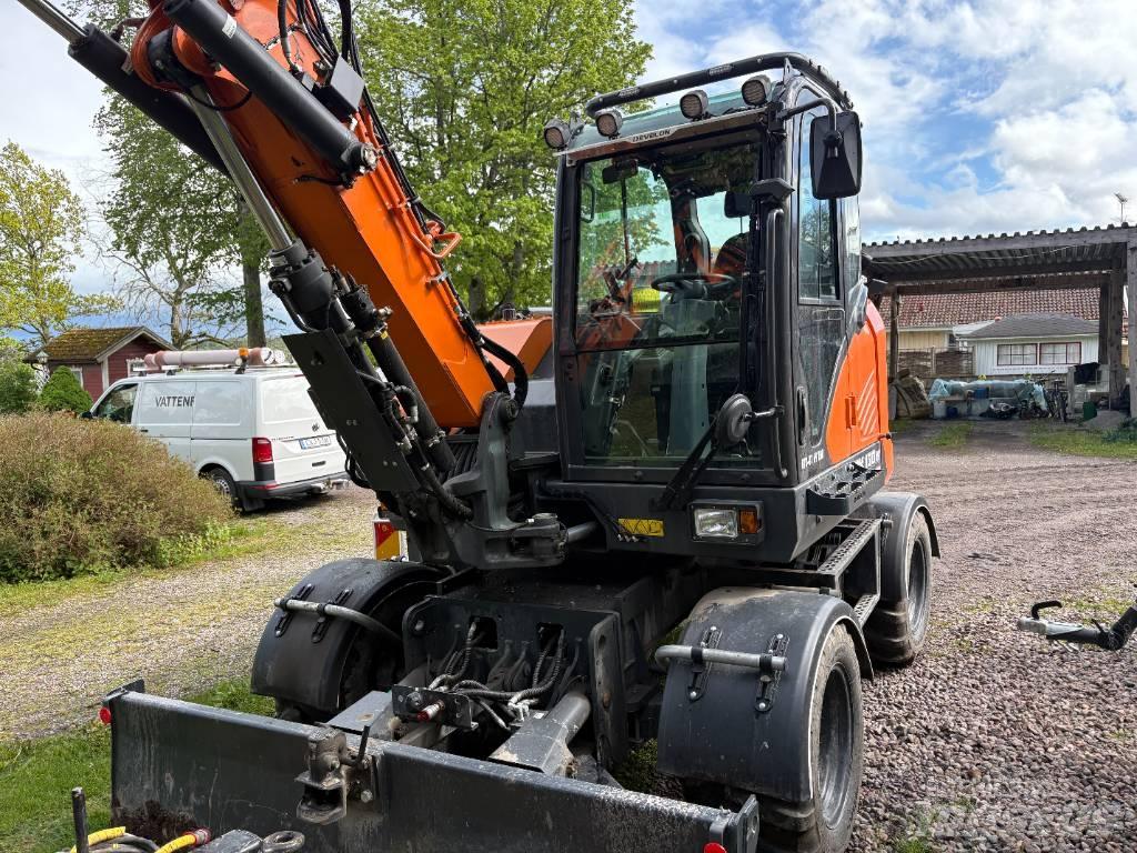 Develon DX 100 W-7 Ratiniai ekskavatoriai