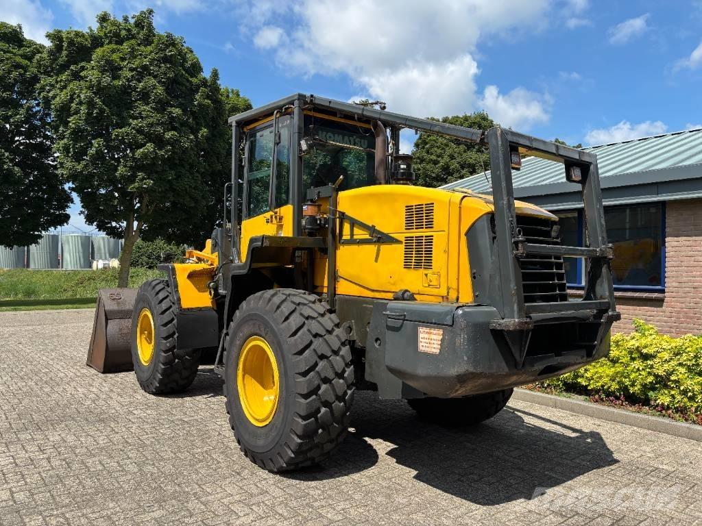 Komatsu WA 320-5 Naudoti ratiniai krautuvai