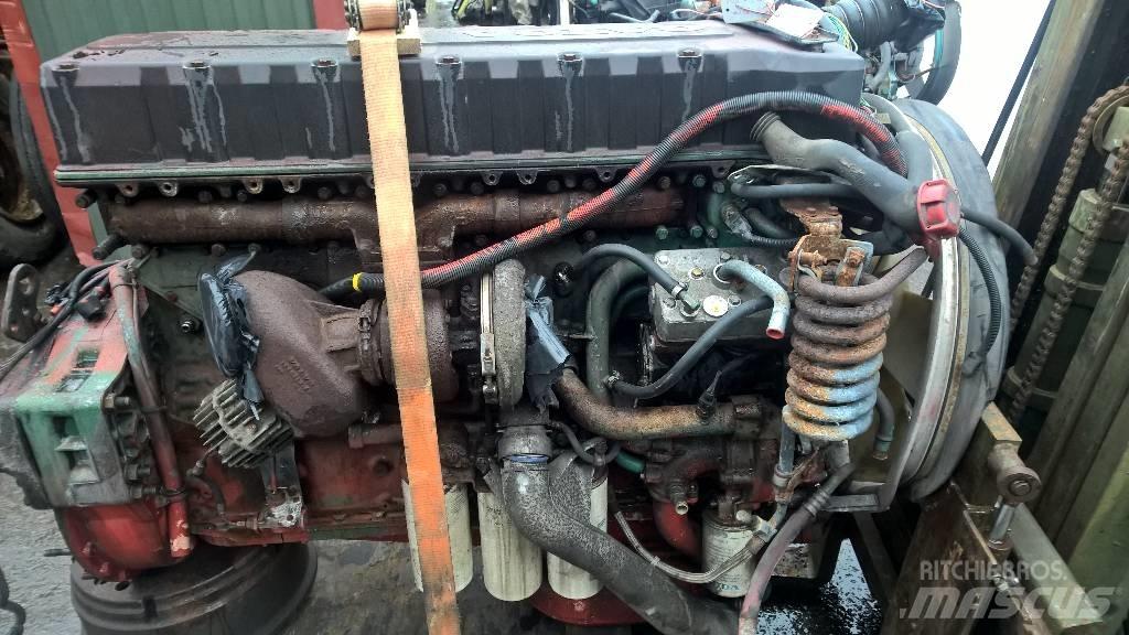 Volvo D12 Varikliai